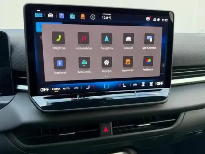 Photo 6 Volkswagen T-roc  1.5 eTSI 150ch R-Line DSG7