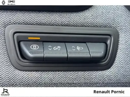 Photo 13 Renault Clio  TECHNO E-Tech 145ch full hybrid