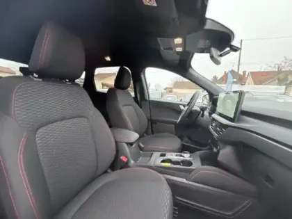 Photo 10 Ford Kuga  2.5 Duratec 180ch Hybrid FlexiFuel ST-Line Powershift