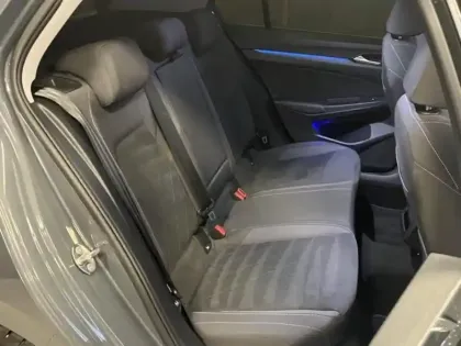 Photo 10 Volkswagen Golf  1.4 eHybrid OPF 204ch Style DSG6