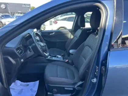 Photo 10 Ford Kuga  2.5 Duratec 190ch FHEV E85 ST-Line BVA