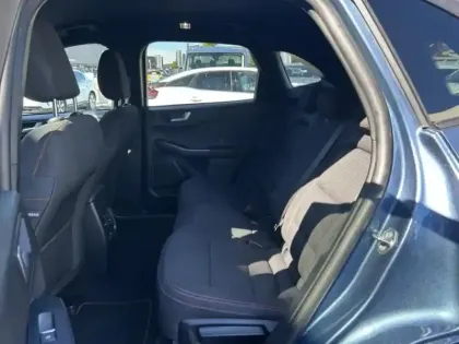 Photo 9 Ford Kuga  2.5 Duratec 190ch FHEV E85 ST-Line BVA