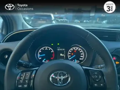 Photo 12 Toyota Yaris  110 VVT-i France Connect 5p RC19