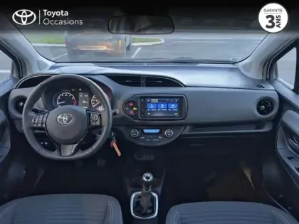 Photo 7 Toyota Yaris  110 VVT-i France Connect 5p RC19