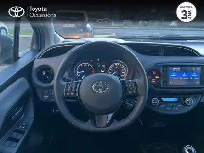 Photo 8 Toyota Yaris  110 VVT-i France Connect 5p RC19