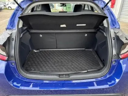 Photo 12 Toyota Yaris  116h Dynamic 5p MY22