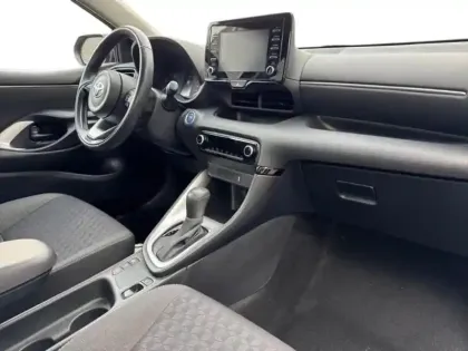 Photo 8 Toyota Yaris  116h Dynamic 5p MY22