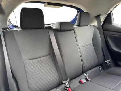 Photo 10 Toyota Yaris  116h Dynamic 5p MY22