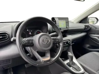 Photo 7 Toyota Yaris  116h Dynamic 5p MY22