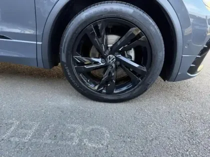 Photo 6 Volkswagen Tiguan  2.0 TDI 150ch R-Line DSG7