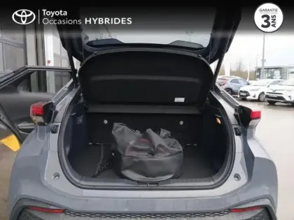 Photo 10 Toyota C-HR  2.0 Hybride Rechargeable 225ch Graphic MY26