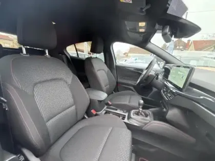 Photo 10 Ford Focus Gén. IV Ph2 ST-Line X 5