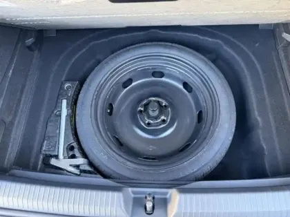 Photo 11 Volkswagen Golf  1.5 eTSI OPF 130ch R-Line DSG7