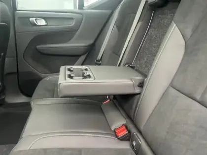 Photo 11 Volvo Xc40  B3 163ch Black Edition DCT 7