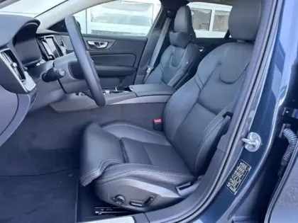 Photo 10 Volvo V60  T6 AWD 253+145ch Plus Style Dark Geartronic 8