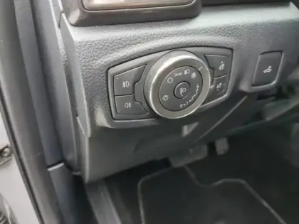 Photo 12 Ford Ranger  2.0 TDCi 213ch Double Cabine Wildtrak