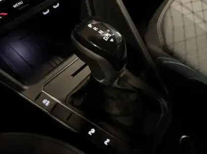 Photo 12 Volkswagen Polo  1.0 TSI 116ch R-Line Edition DSG7