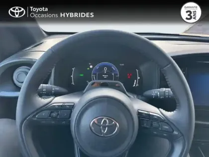 Photo 12 Toyota Aygo  X 116h Graphic