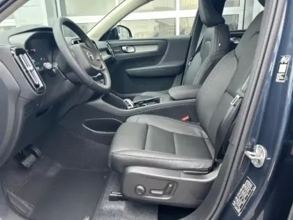 Photo 8 Volvo Xc40  B3 163ch Lounge Edition DCT 7