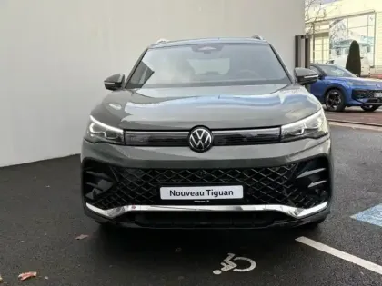 Photo 14 Volkswagen Tiguan  1.5 eHybrid 272ch R-Line Exclusive DSG6