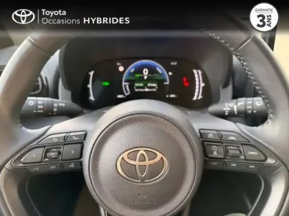 Photo 12 Toyota Yaris  116h Design 5p MY25