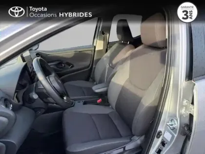 Photo 10 Toyota Yaris  116h Design 5p MY25