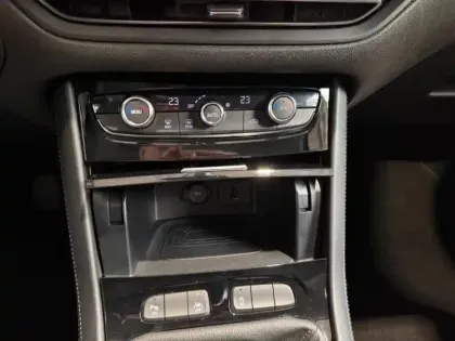 Photo 14 Opel Grandland  1.2 Turbo 130 GS / Carplay / Caméra / LOA