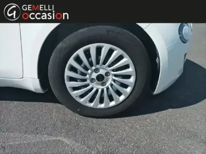 Photo 5 Fiat 500  e 95ch Action