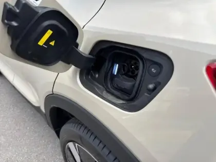 Photo 8 Volvo Ex40  Single Extended Range 252ch Plus