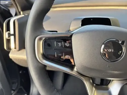 Photo 10 Volvo Ex30 Gén. I Ph1 Plus 5