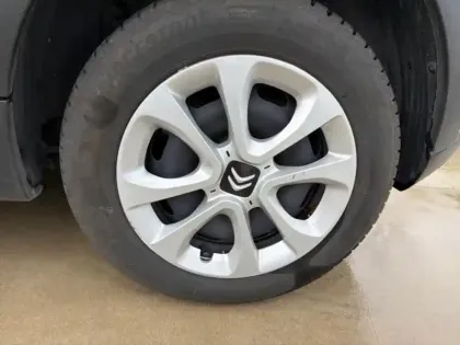 Photo 14 Citroën C3  1.2 PureTech 83ch S&S Shine