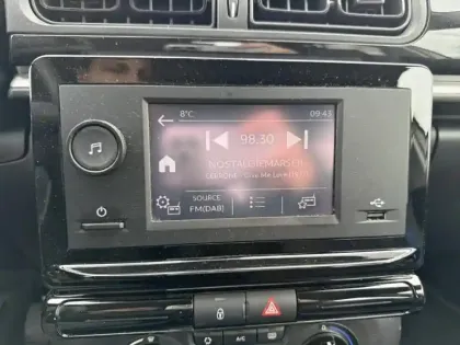 Photo 10 Citroën C3  1.2 PureTech 83ch S&S Shine