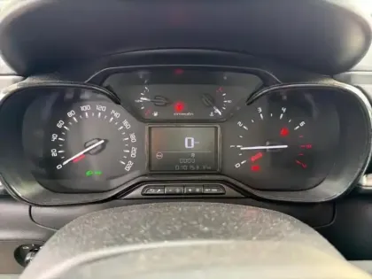 Photo 9 Citroën C3  1.2 PureTech 83ch S&S Shine