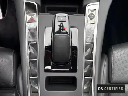 Photo 11 DS DS 7  E-TENSE 4x4 300ch Performance Line