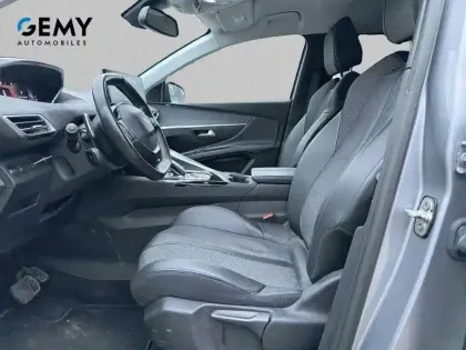 Photo 8 Peugeot 5008  PureTech 130ch S&S EAT8