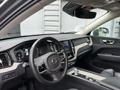 Photo 13 Volvo Xc60  T8 Twin Engine 303 ch + 87 ch Geartronic 8