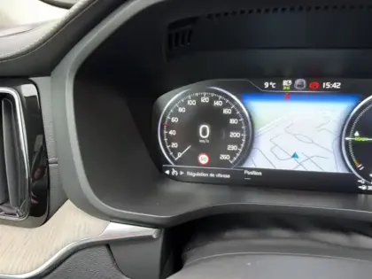 Photo 23 Volvo Xc60  T8 Twin Engine 303 ch + 87 ch Geartronic 8