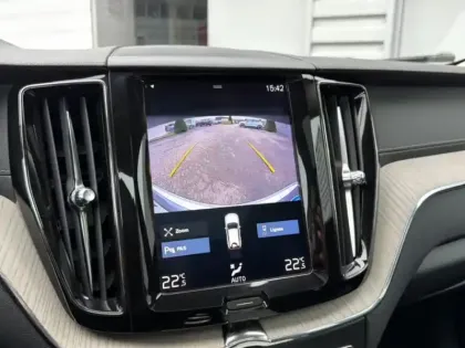 Photo 27 Volvo Xc60  T8 Twin Engine 303 ch + 87 ch Geartronic 8