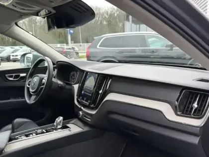 Photo 11 Volvo Xc60  T8 Twin Engine 303 ch + 87 ch Geartronic 8