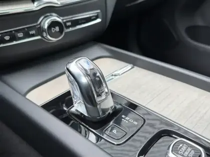 Photo 30 Volvo Xc60  T8 Twin Engine 303 ch + 87 ch Geartronic 8