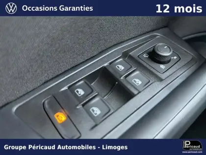 Photo 12 Volkswagen T-roc  1.0 TSI 116 Start/Stop BVM6