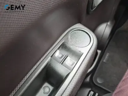 Photo 22 Renault Twingo  III E-Tech