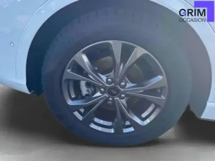 Photo 12 Ford Kuga  2.5 Duratec 190 ch FlexiFuel FHEV E85 Powershift