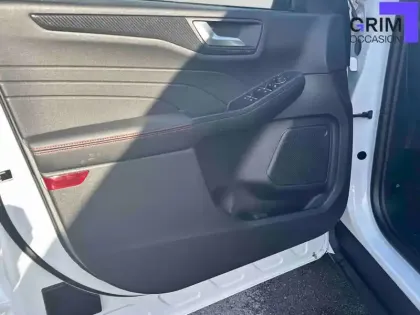 Photo 73 Ford Kuga  2.5 Duratec 190 ch FlexiFuel FHEV E85 Powershift