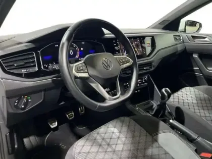 Photo 9 Volkswagen Polo 1.0 TSI 95 S&S BVM5 R-Line