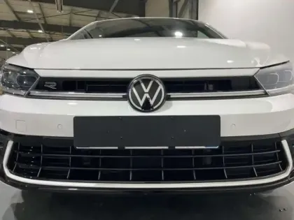 Photo 7 Volkswagen Polo 1.0 TSI 95 S&S BVM5 R-Line