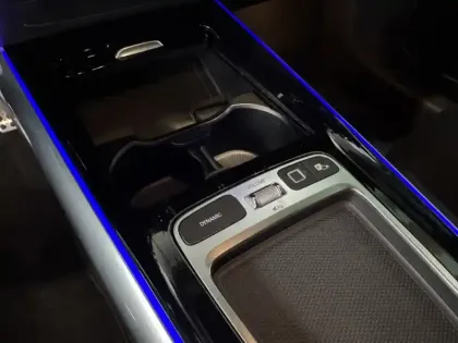 Photo 24 Mercedes GLA 200 d AMG Line