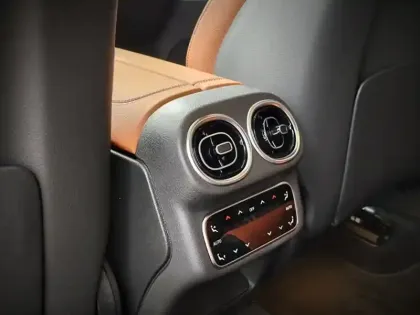 Photo 13 Mercedes Classe GLC SUV 220 d 4MATIC AMG Line Li