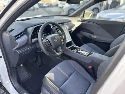 Photo 10 Lexus Lbx 1.5 136H 2WD Cool HYBRIDE PKADVANCED