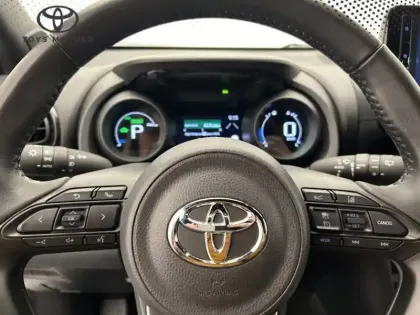 Photo 14 Toyota Yaris Hybride 1.5 116H DESIGN
